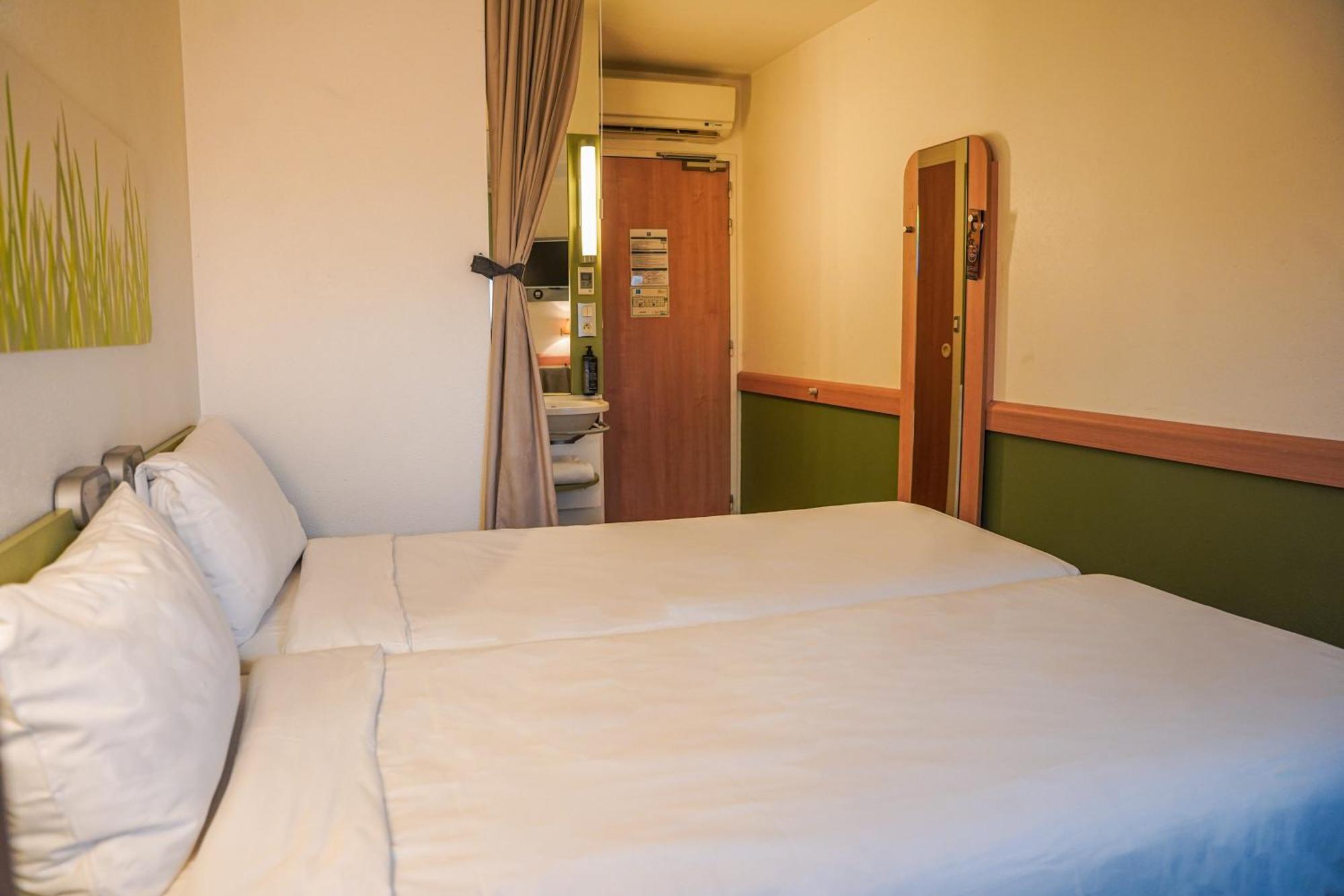 Ibis Budget Bayeux Nonant Exterior photo
